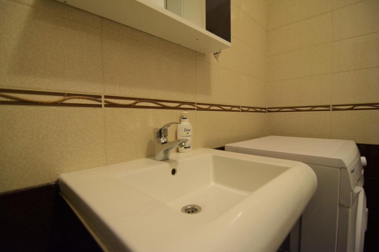 Old Town - Beautiful View Apartment บูคาเรสต์ ภายนอก รูปภาพ
