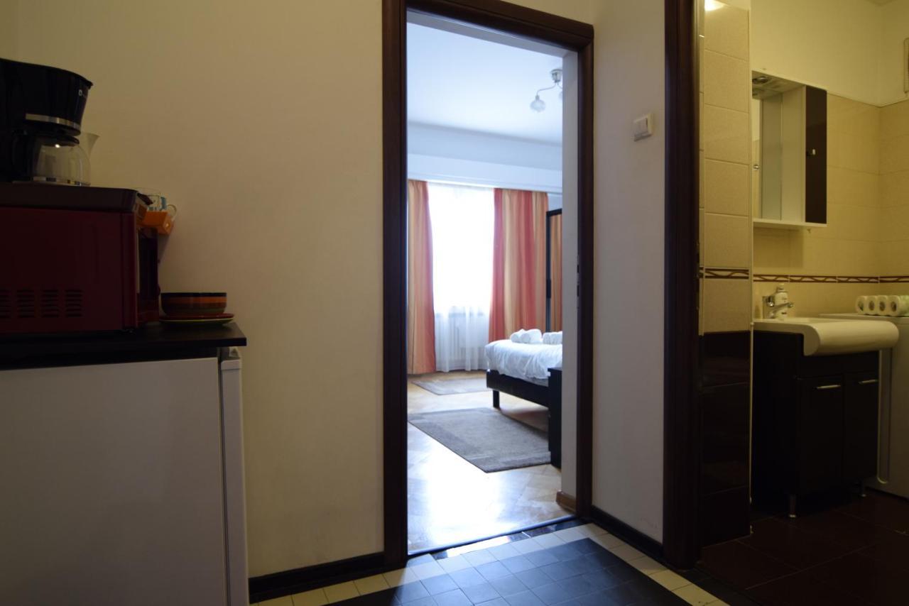 Old Town - Beautiful View Apartment บูคาเรสต์ ภายนอก รูปภาพ