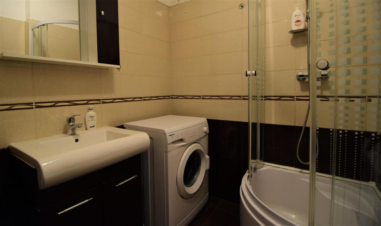 Old Town - Beautiful View Apartment บูคาเรสต์ ภายนอก รูปภาพ